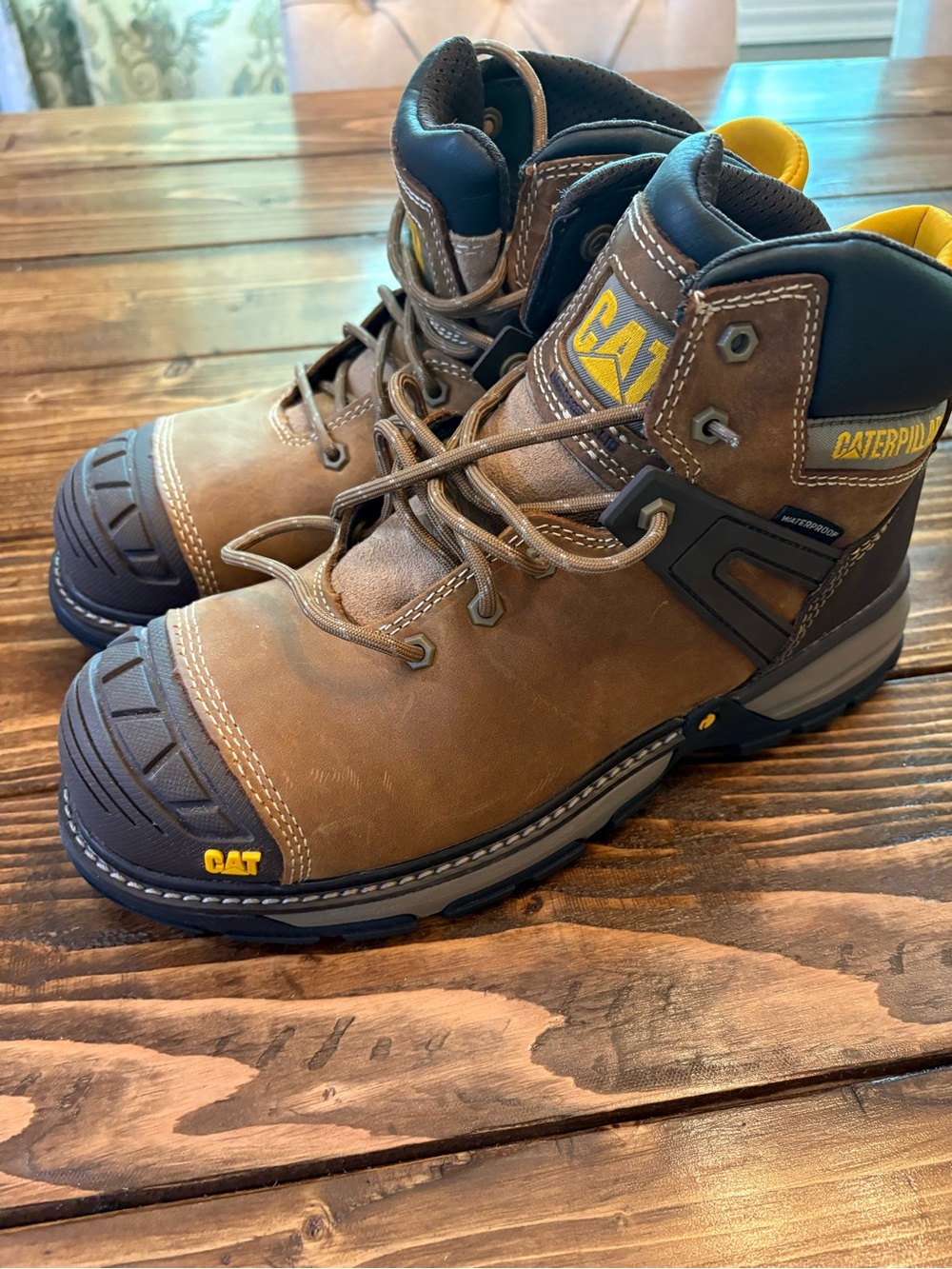 CAT Men's Brown Steel Toe Work Boots - Durable Leather Safety Boots